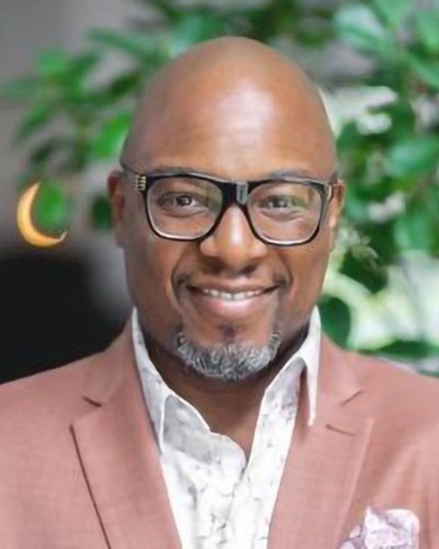 Christopher Salador, courtier immobilier à Duvernay (Laval)
