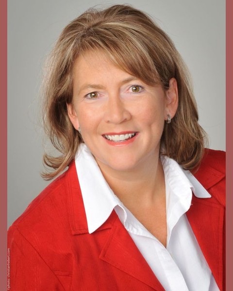 Julia McLean, courtière immobilière à Saint-Jean-Baptiste
